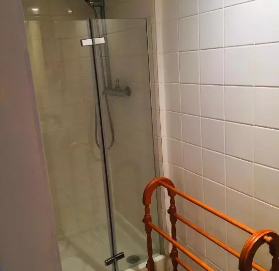 Aamiaismajoitus (B&B) Maison Blanche De Hudson