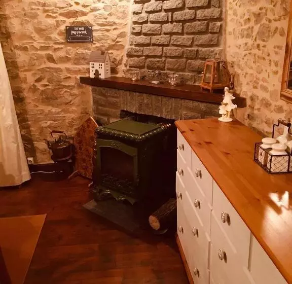 Aamiaismajoitus (B&B) Maison Blanche De Hudson