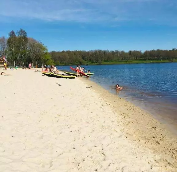 Aamiaismajoitus (B&B) Maison Blanche De Hudson
