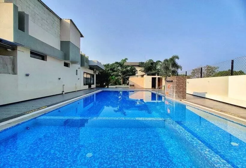 Lion Signature Family Resort