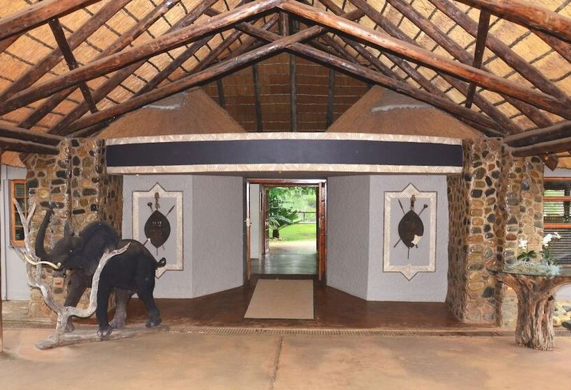 Amakhosi Safari Lodge And Spa