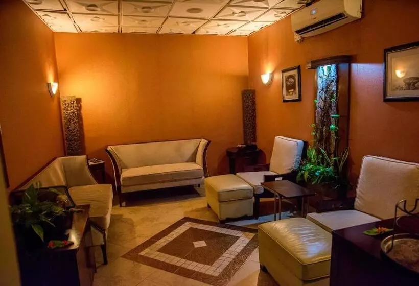 Clear Essence California Spa & Wellness Resort