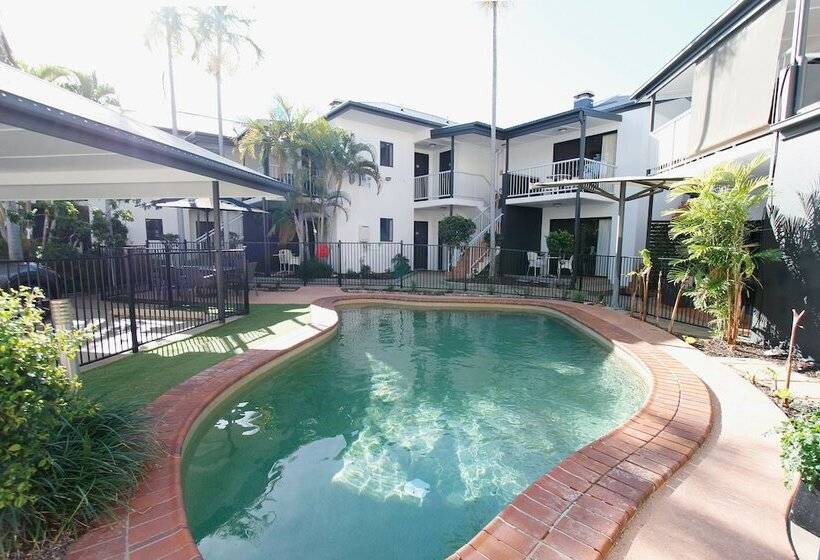 Coffee House Apartment Motel