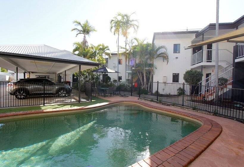 Coffee House Apartment Motel