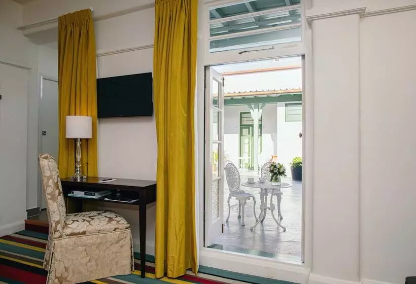 هتل Art Deco Masonic