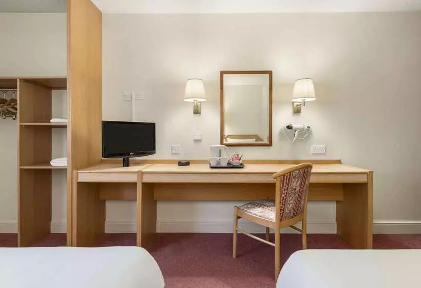 Hotel Days Inn Chesterfield Tibshelf