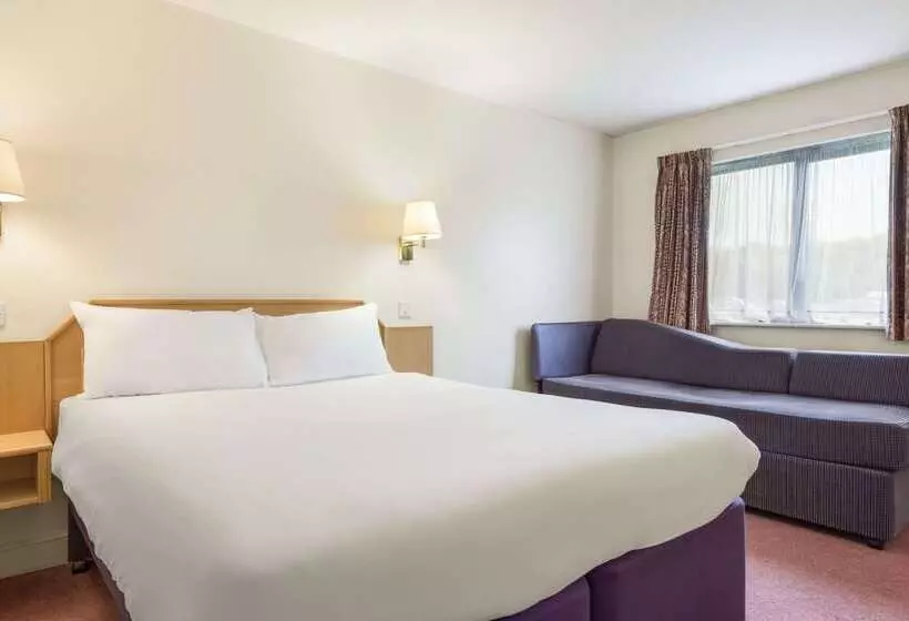 Hotel Days Inn Chesterfield Tibshelf