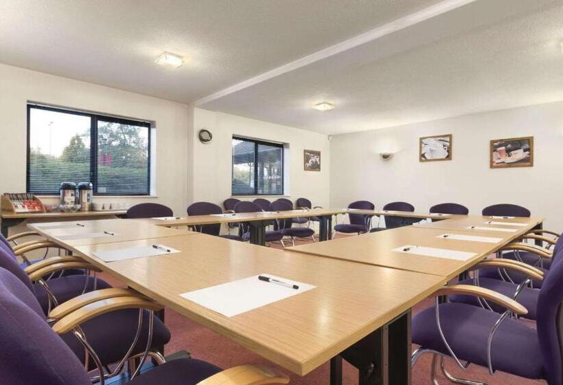 Hotel Days Inn Chesterfield   Tibshelf