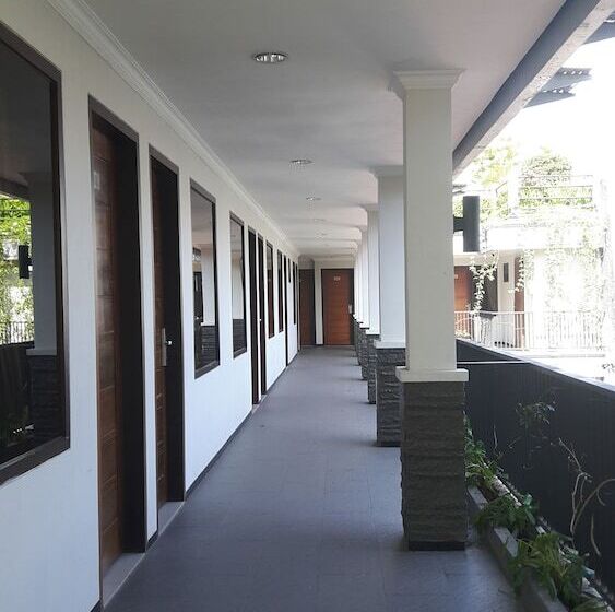 Отель D'fresh Guesthouse