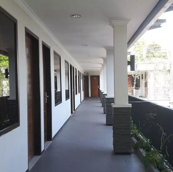 ホテル D'fresh Guesthouse