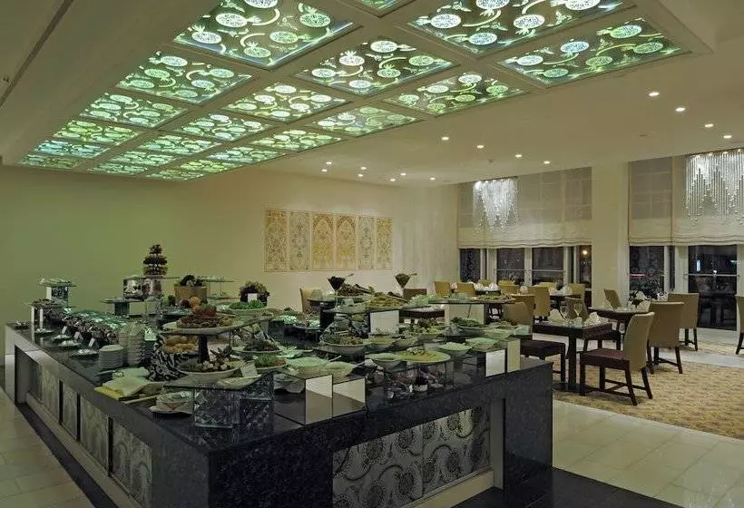 هتل Dushanbe Serena