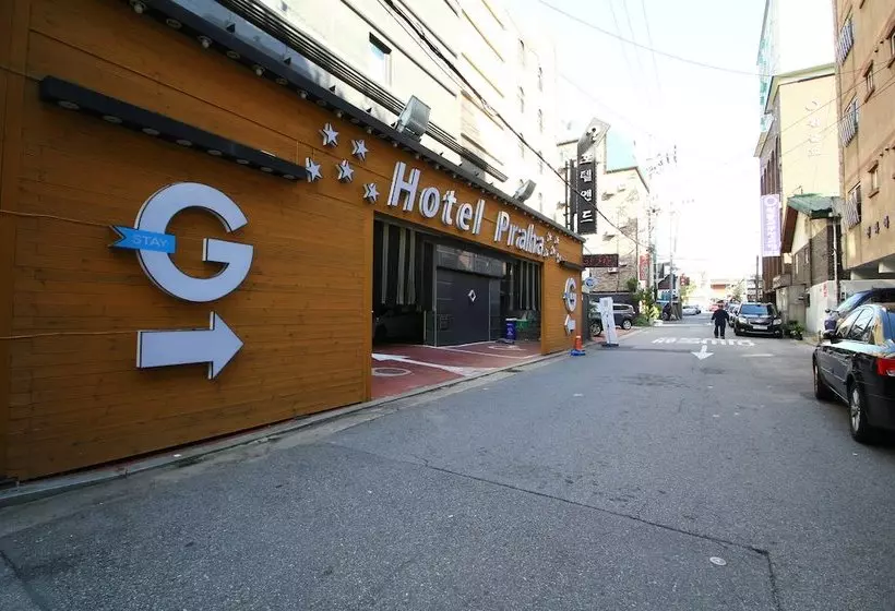 ホテル Gstay Praha