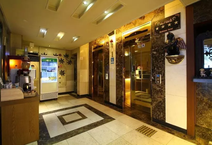 ホテル Gstay Praha