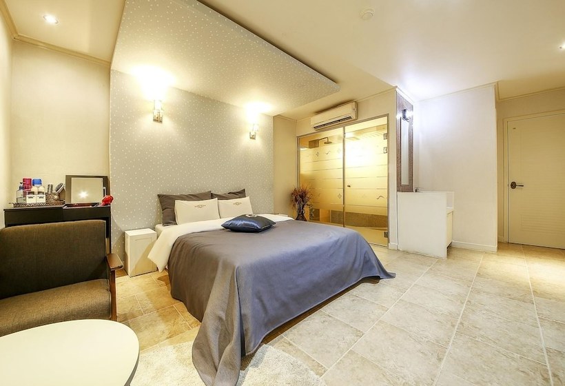 Отель Gstay Praha