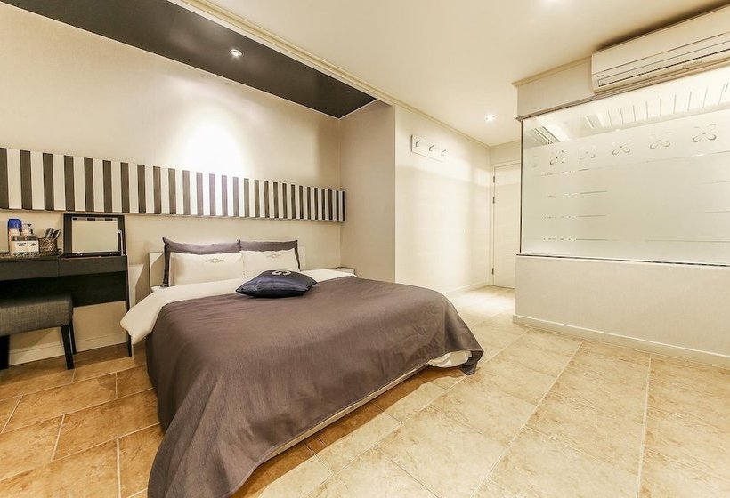 Отель Gstay Praha