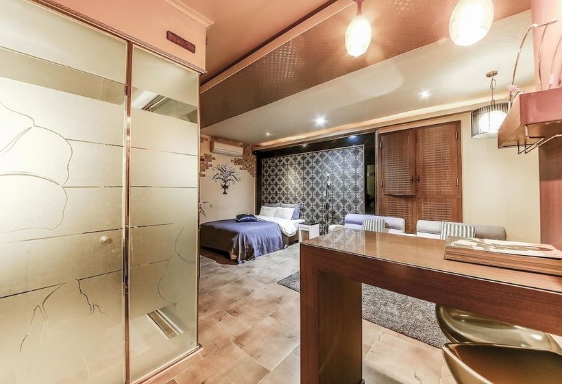 Отель Gstay Praha