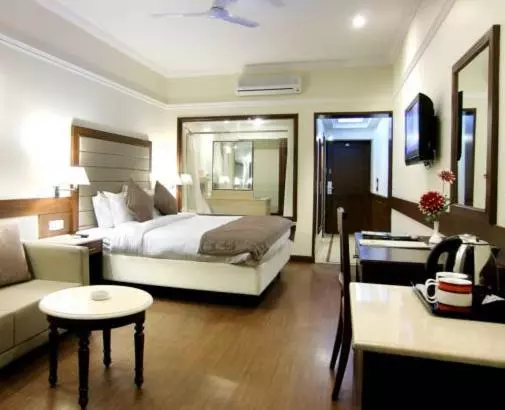 Отель Madhuban Highlands