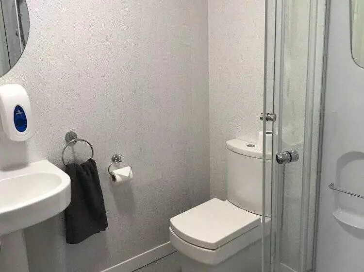 The Jubilee Hotel West  With Spa Facilities