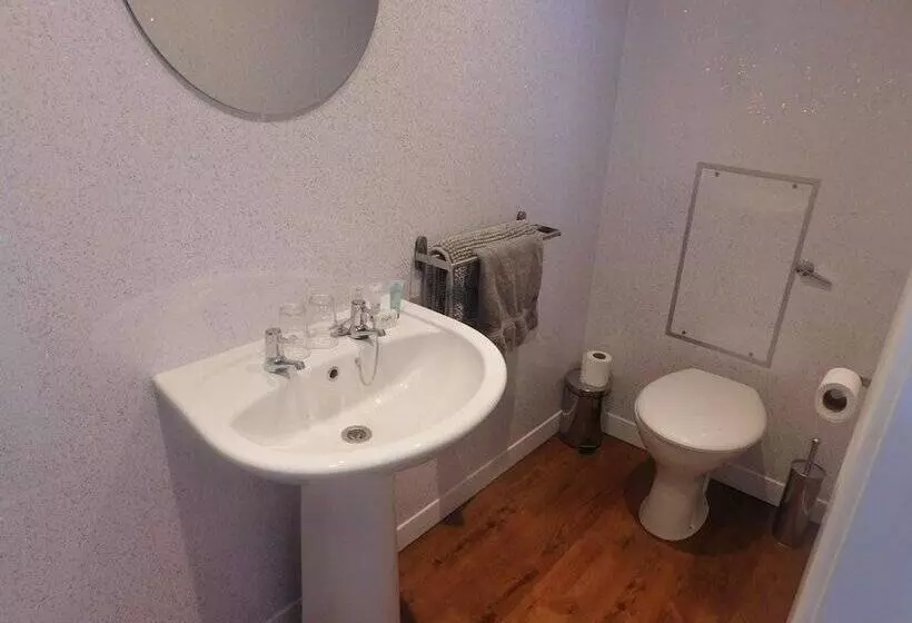 The Jubilee Hotel West  With Spa Facilities