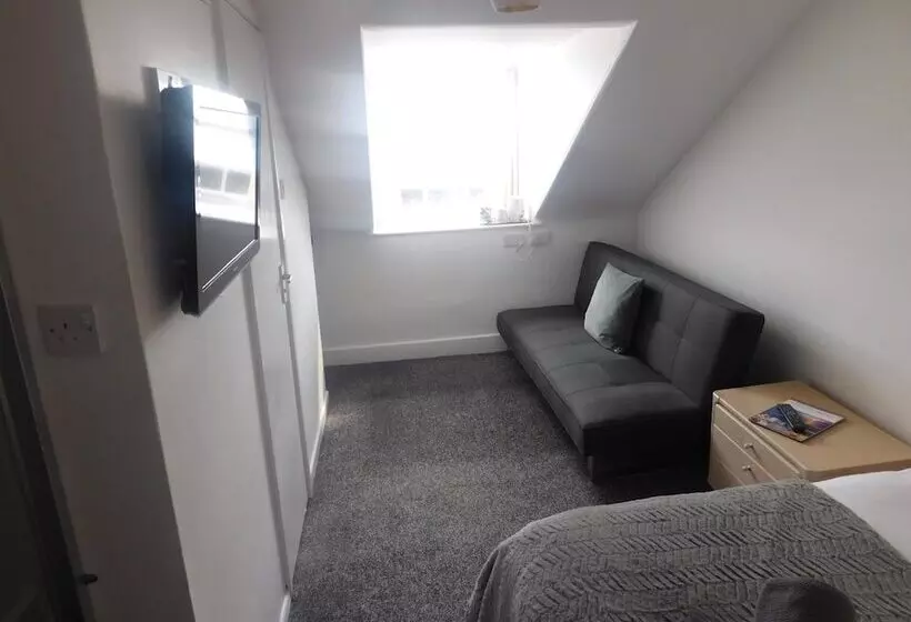 The Jubilee Hotel West  With Spa Facilities