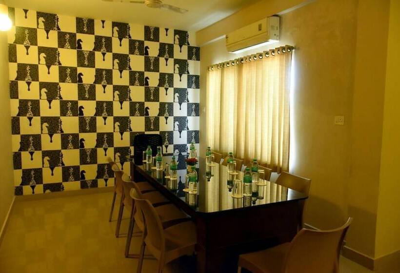 فندق Pearl International