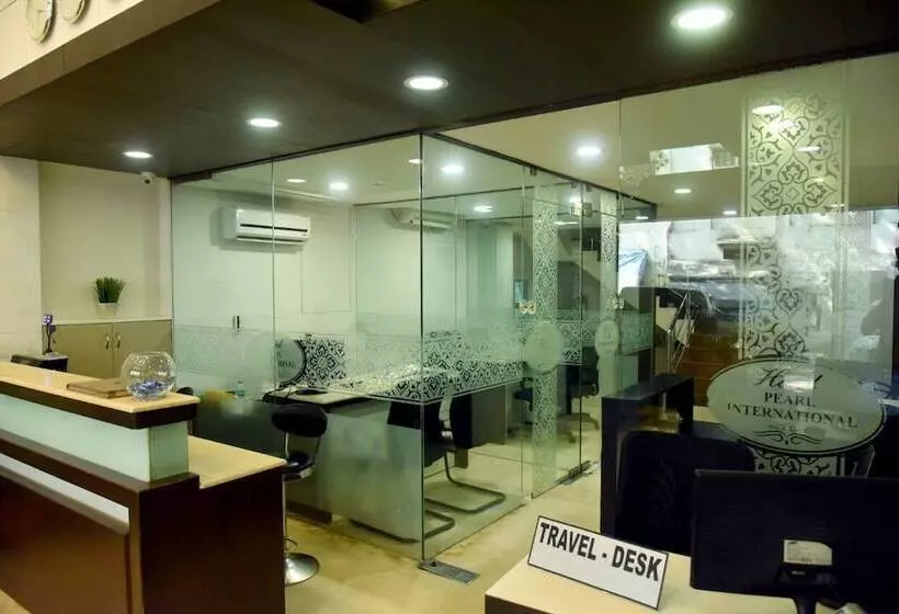 فندق Pearl International