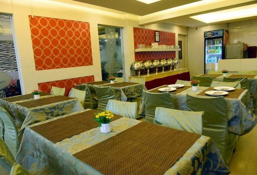 فندق Pearl International