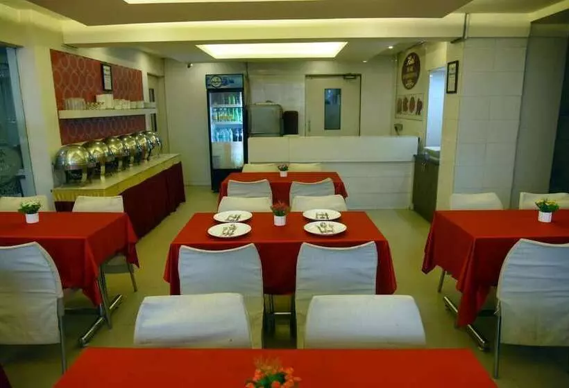 فندق Pearl International