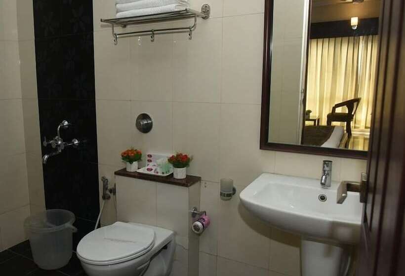 فندق Pearl International