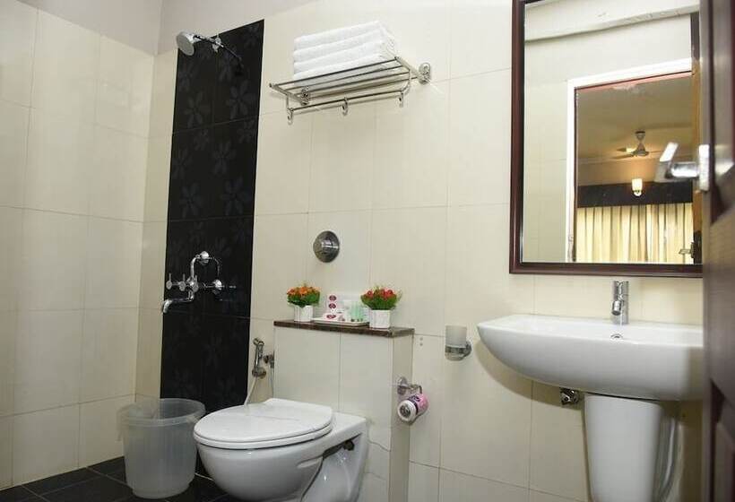 فندق Pearl International