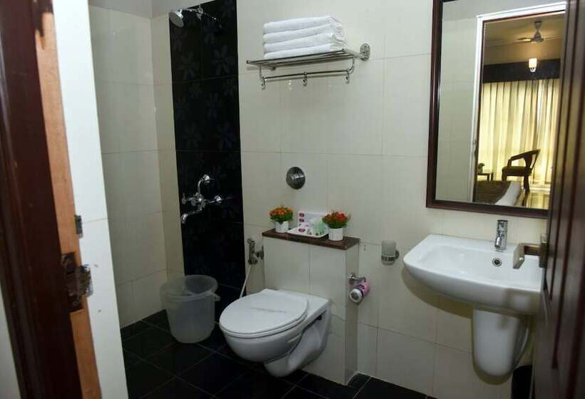 فندق Pearl International