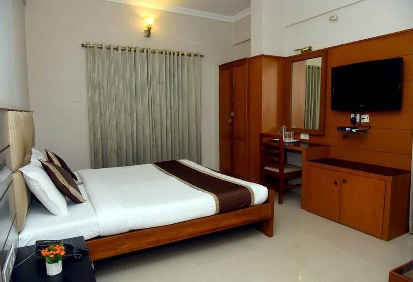 فندق Pearl International