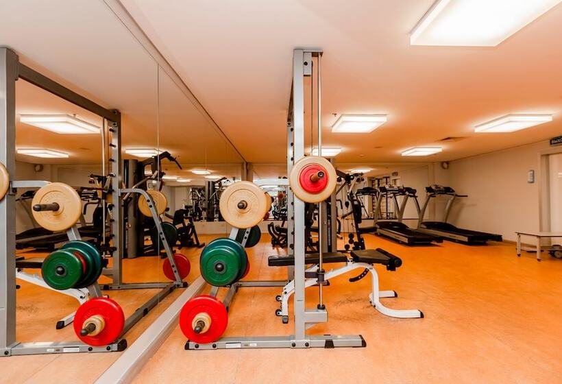 בית מלון כפרי Petroff Palace Boutique