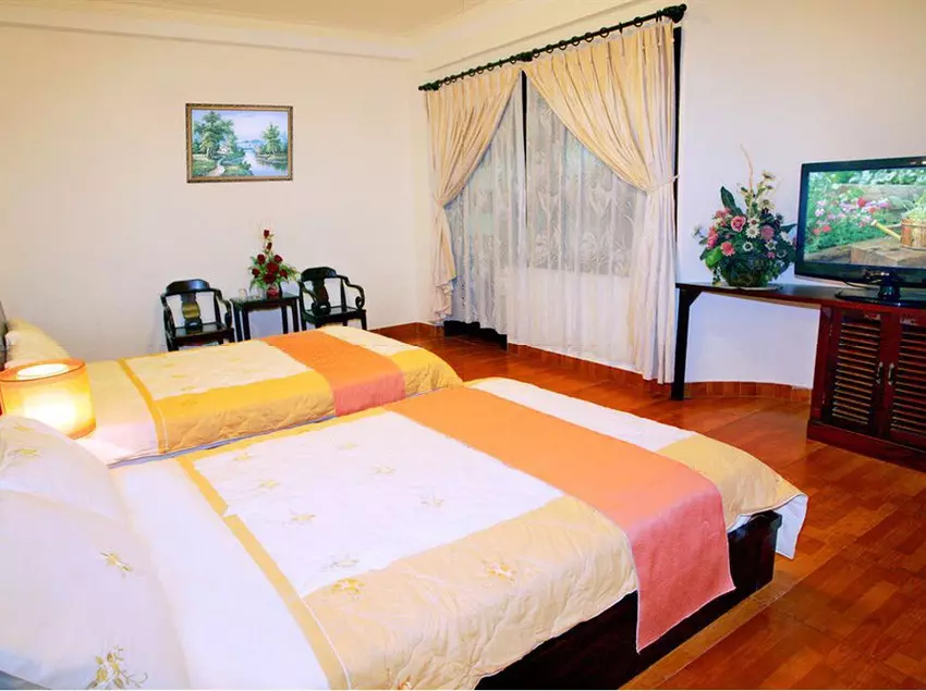 هتل Pha Le Xanh 1