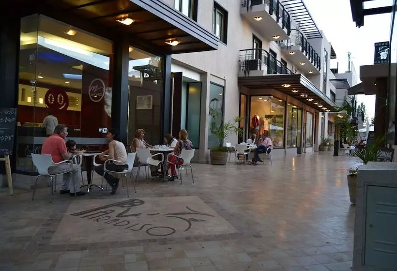 Hotel Plaza Paradiso Petit