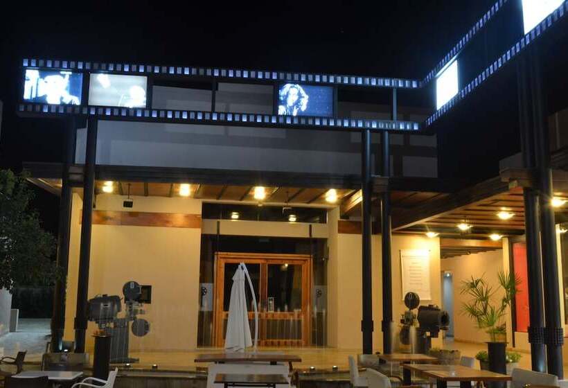 Hotel Plaza Paradiso Petit