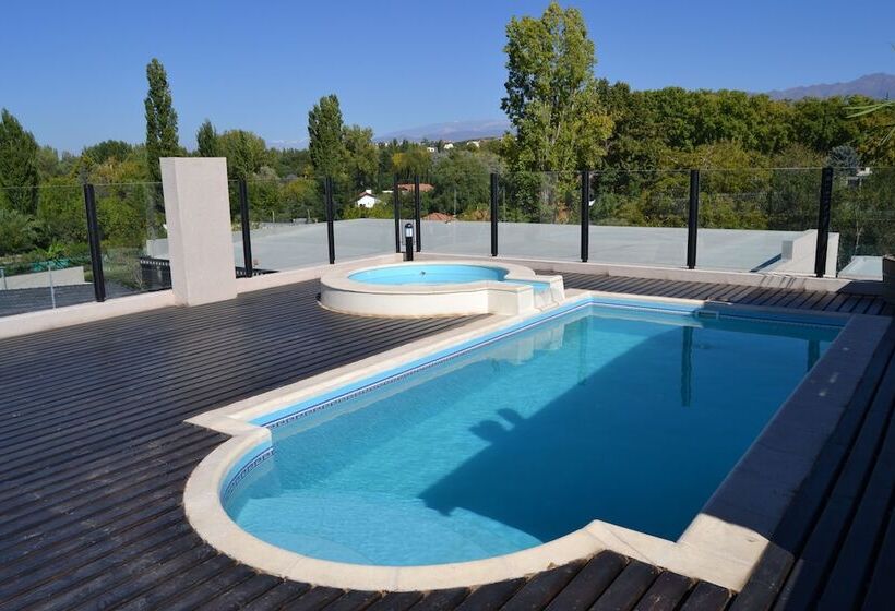 Hotel Plaza Paradiso Petit