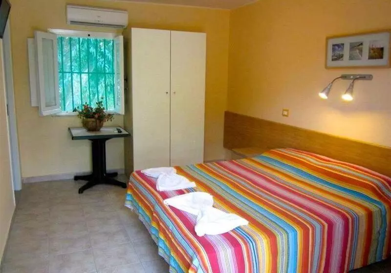 هتل Villaggio Turistico Europeo