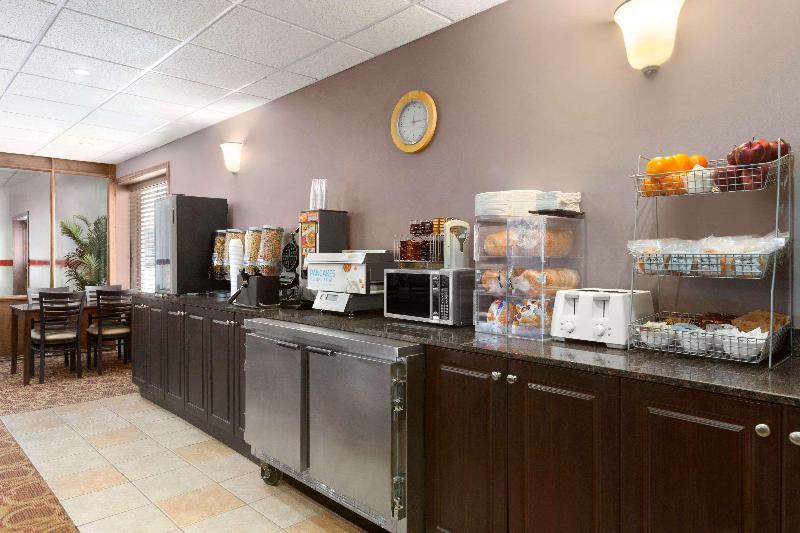 汽车旅馆  Travelodge By Wyndham Meadow Lake