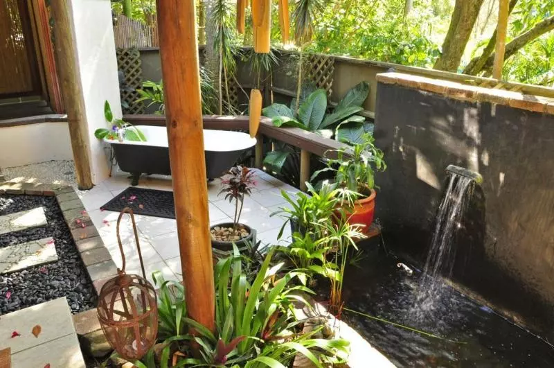 リゾートホテル Garden Burees