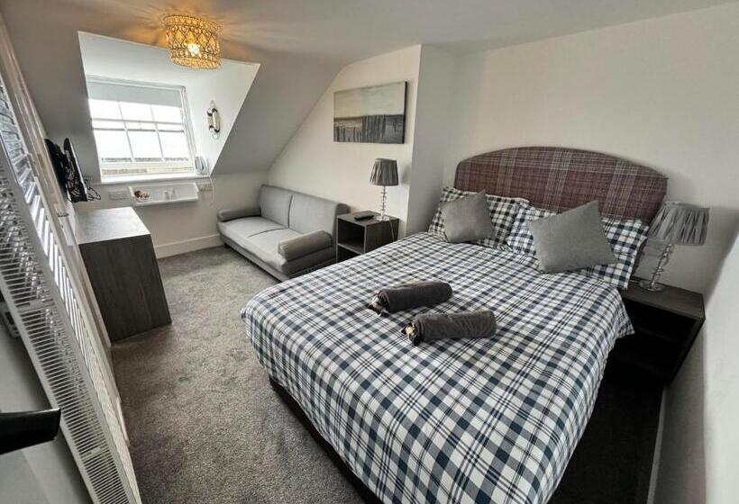 The Jubilee Hotel West  With Spa Facilities