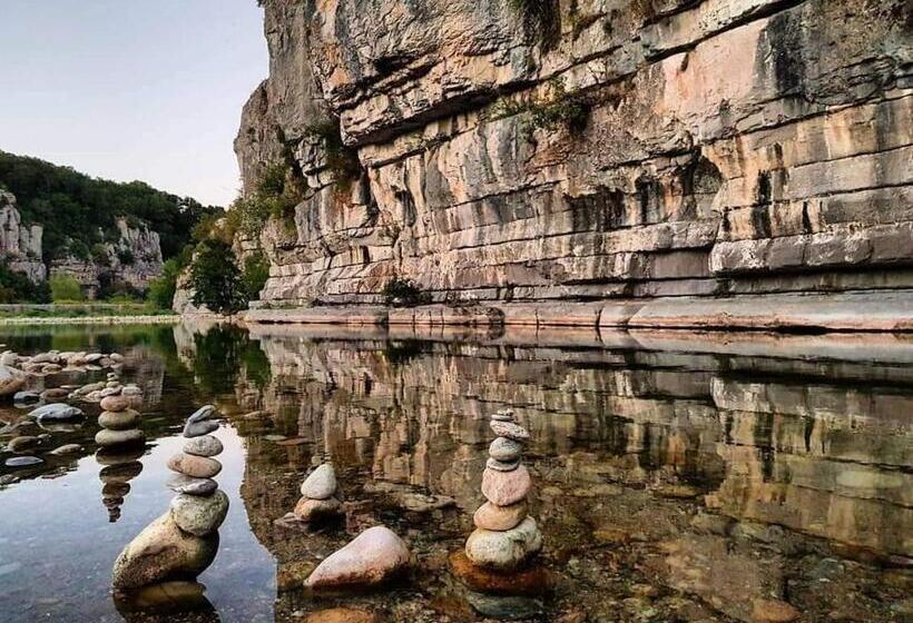 مبيت وإفطار Lou Mouli Di Baou