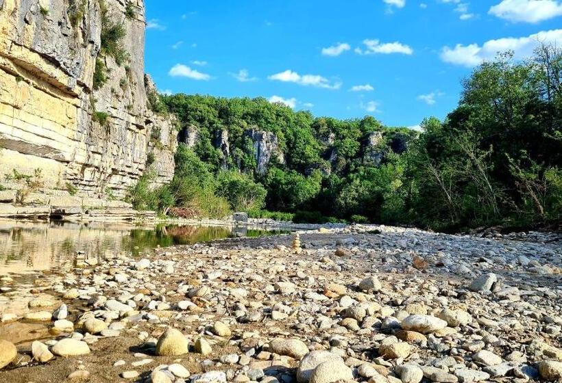 مبيت وإفطار Lou Mouli Di Baou