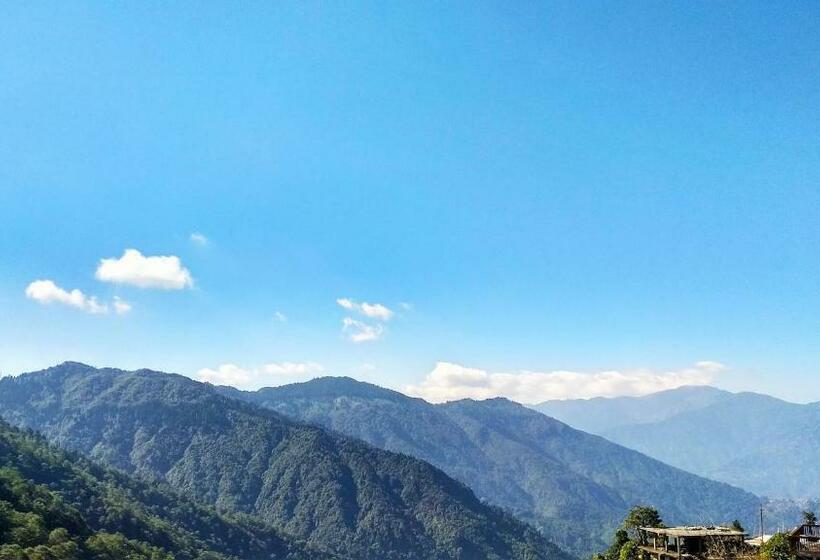 Bed and Breakfast Sunshraya Homestay