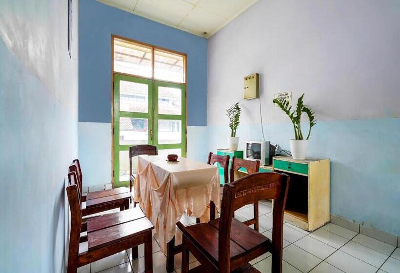 Hôtel Spot On 91064 Wisma Lec Syariah