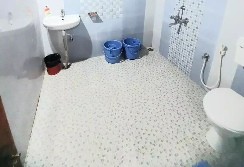 Aamiaismajoitus (B&B) Sardar Bahadur S Heritage Bungalow Estate Stay