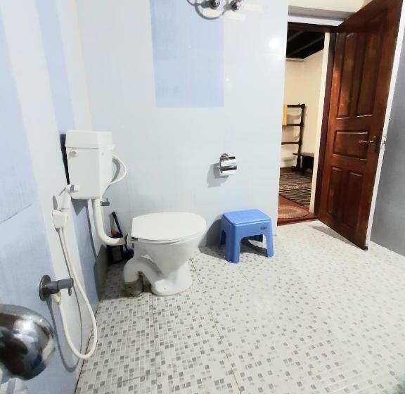 Bed and Breakfast Sardar Bahadur S Heritage Bungalow Estate Stay