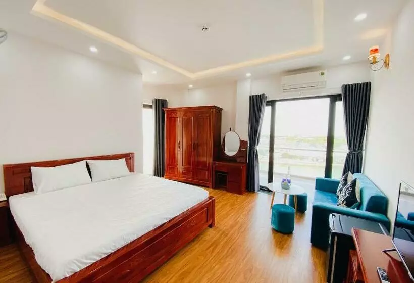 هتل Khách Sạn Ngọc Hồi