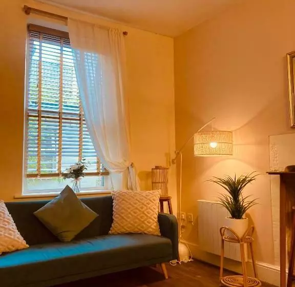 پانسیون Bloomfield  At Stayboom