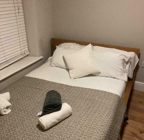 פנסיון Bloomfield At Stayboom